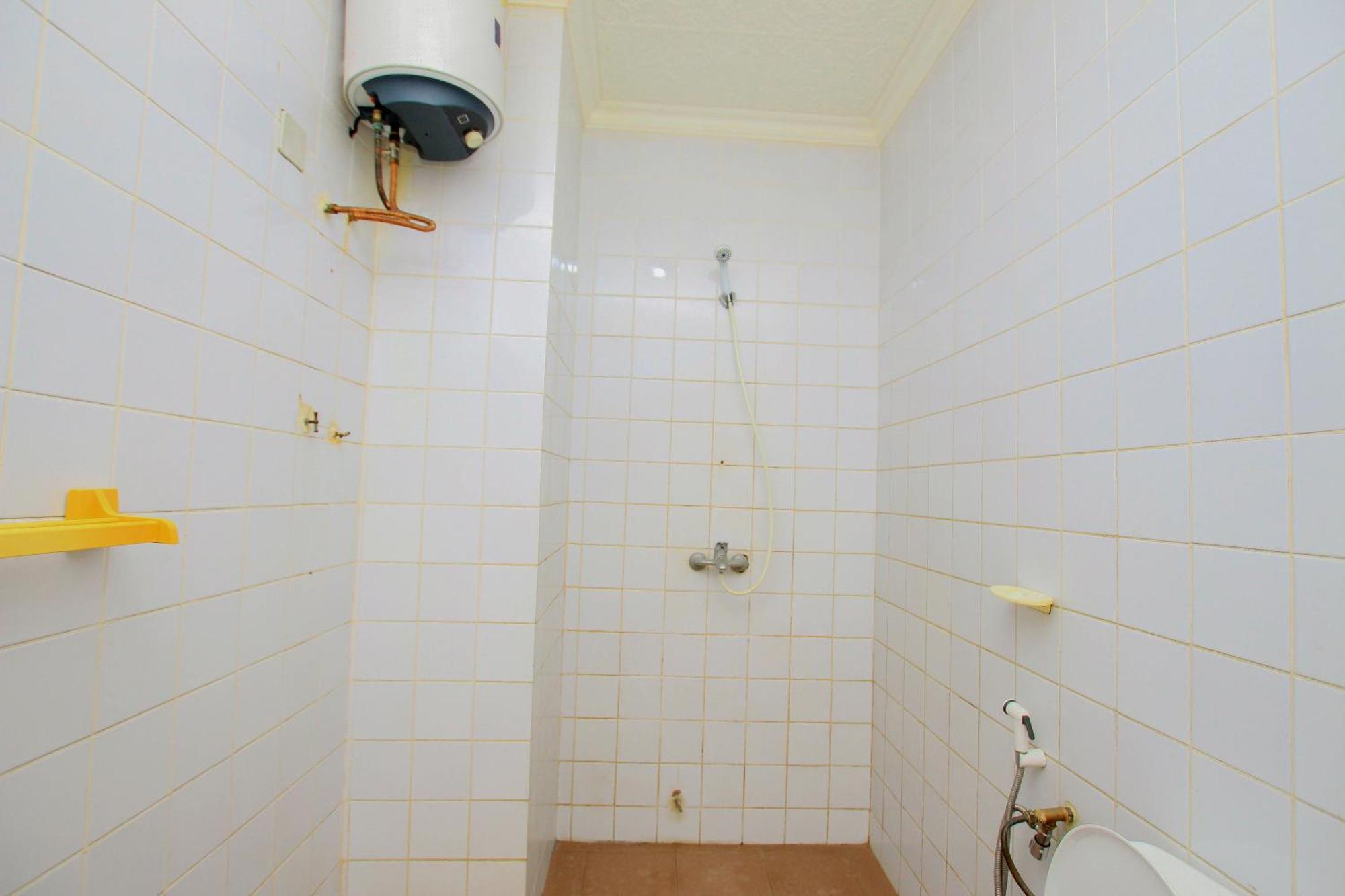 Hotel Le Prince Котону Екстериор снимка